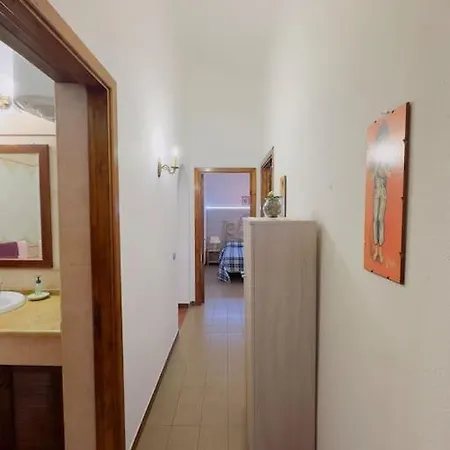 Rosi - Al Mare Con Splendido Giardino Vakantiehuis