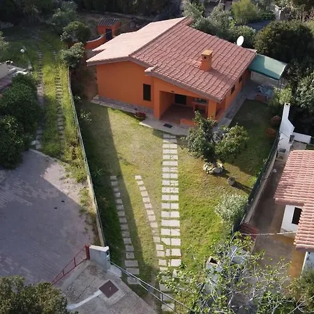 Rosi - Al Mare Con Splendido Giardino
